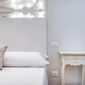 Vittoria Luxury House Bed and breakfast